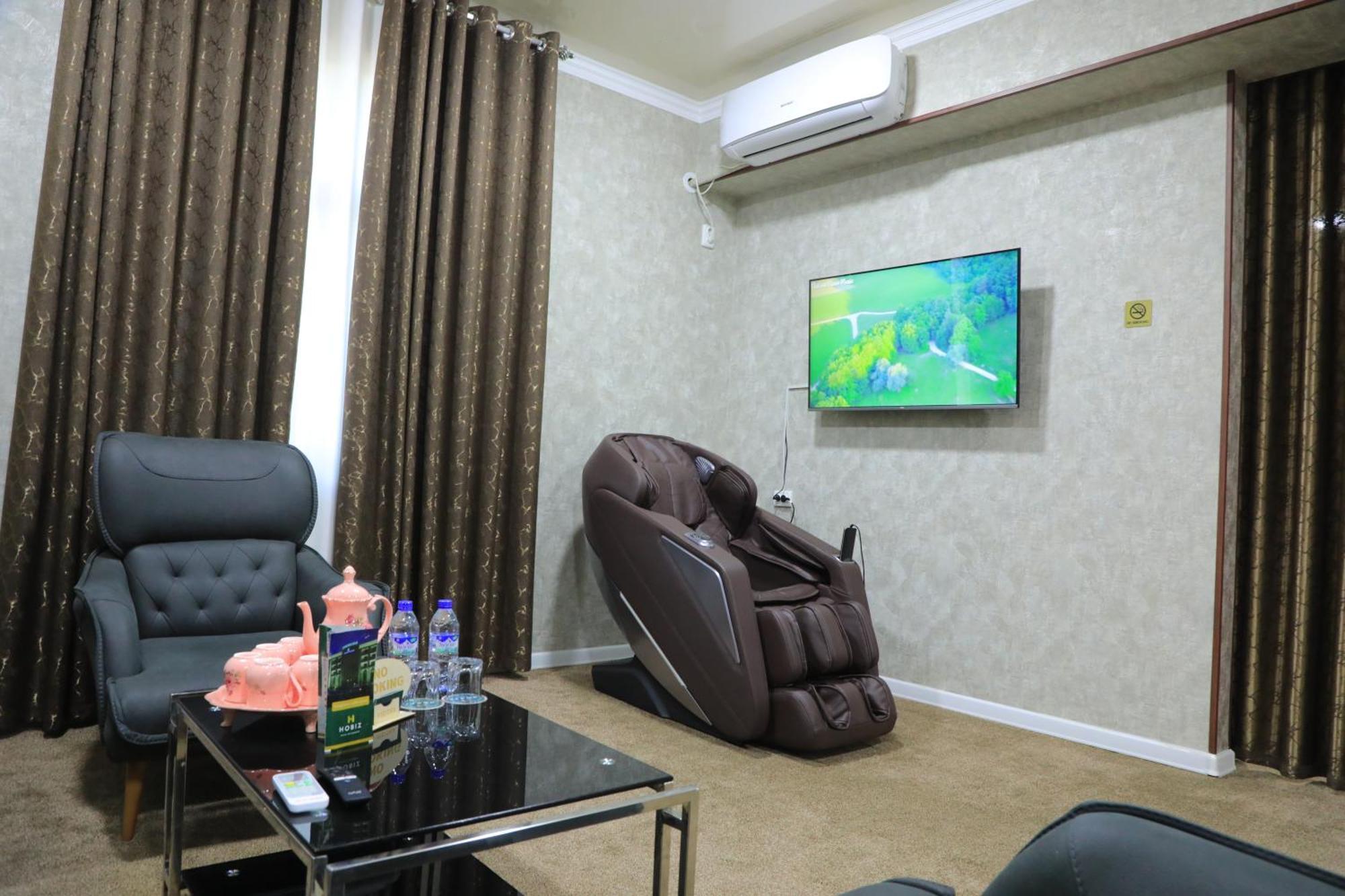 Hobiz Hotel Navoï Extérieur photo