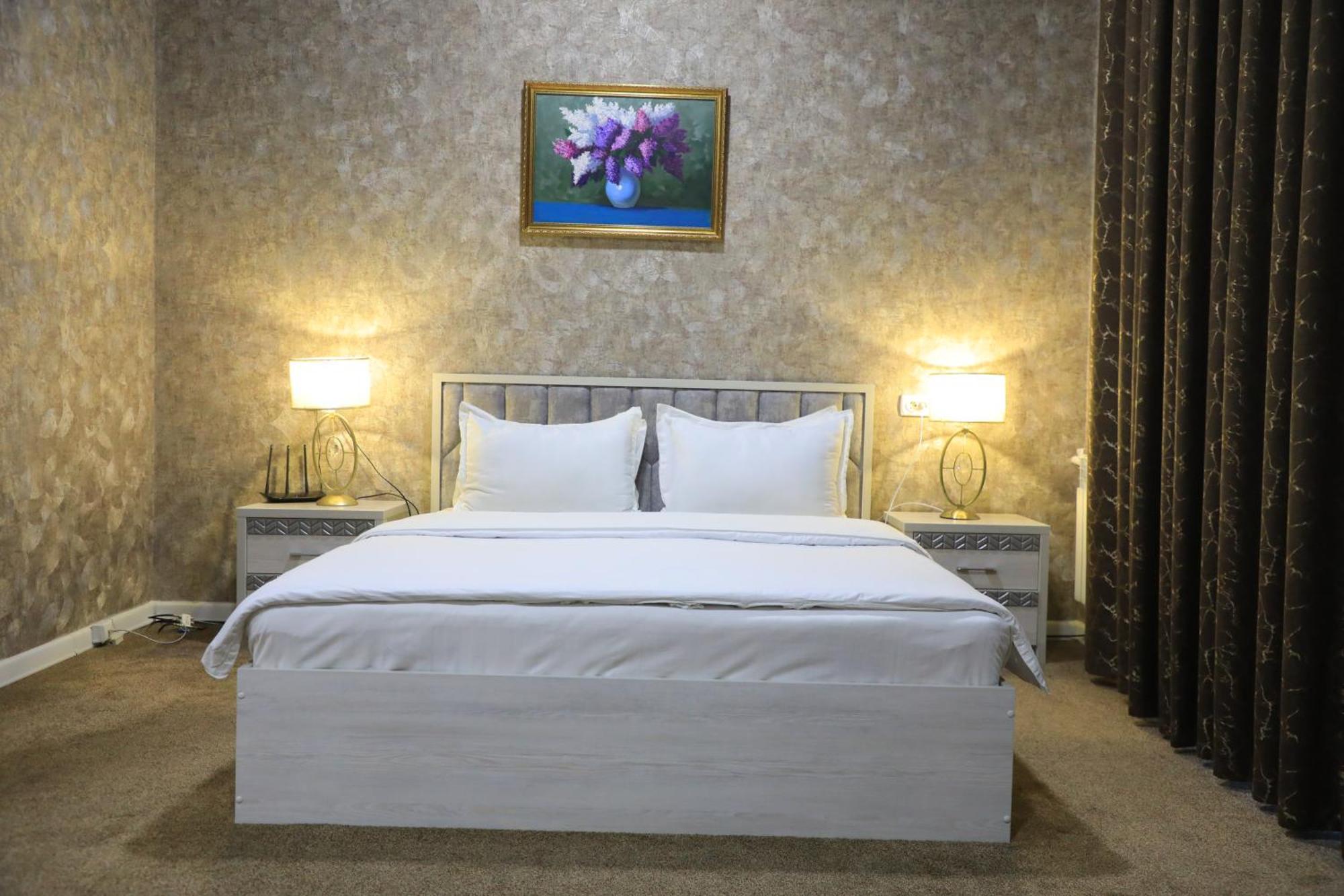 Hobiz Hotel Navoï Extérieur photo